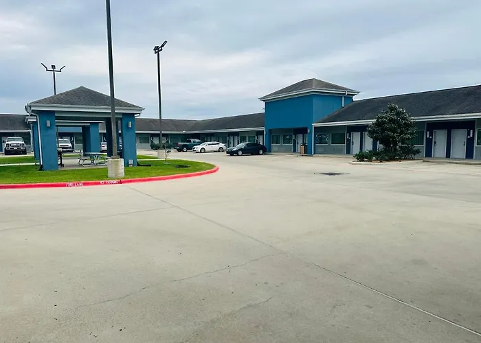 Lonestar Inn